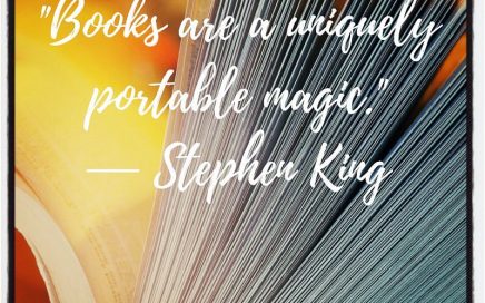 "Books are a uniquely portable magic." - Stephen King #QuoteVanDeWeek #tekst #tekstschrijver #webdesign #communicatieprofessional #duizendpoot #fotogeschenk #fotocadeau #VonkTekstenDesign